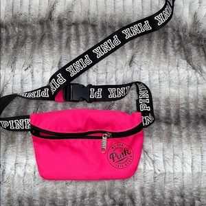 Pink Fannypack💕